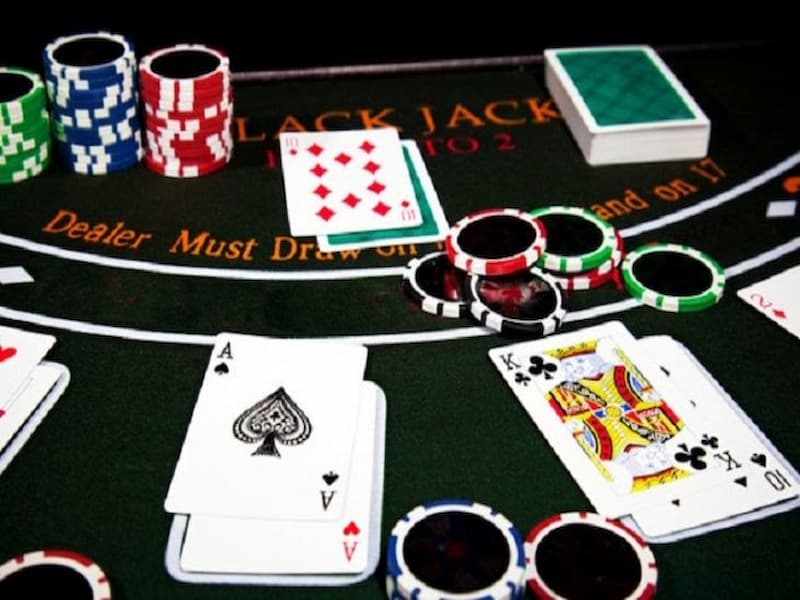 Cách chơi bài BlackJack hay nhất để bất bại trước mọi đối thủ