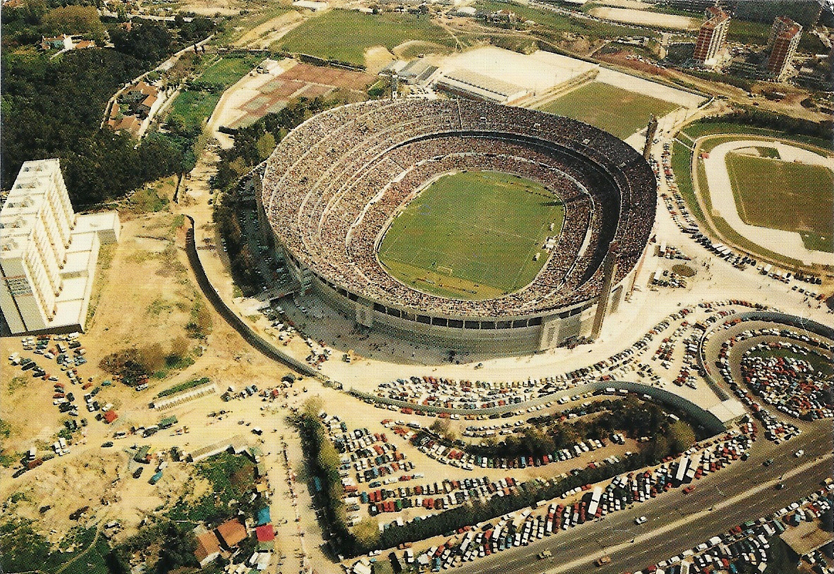 Top 10 Highest Football Attendance Records Ever in The World