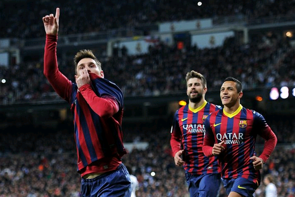 Real Madrid 3 - 4 Barcelona: Lionel Messi hat-trick in el clásico win at the Santiago Bernabéu | BelfastTelegraph.co.uk