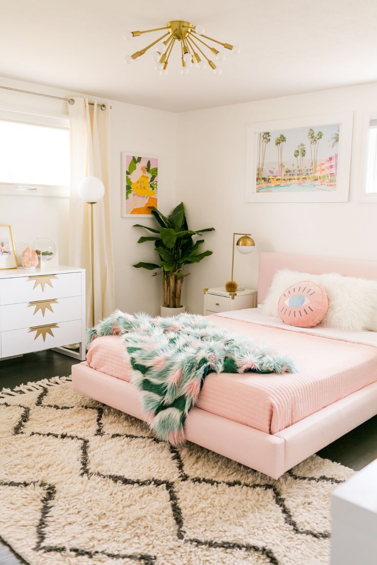 Cách trang trí Phòng ngủ nhỏ đẹp cute cho nữ đơn giản và dễ thương