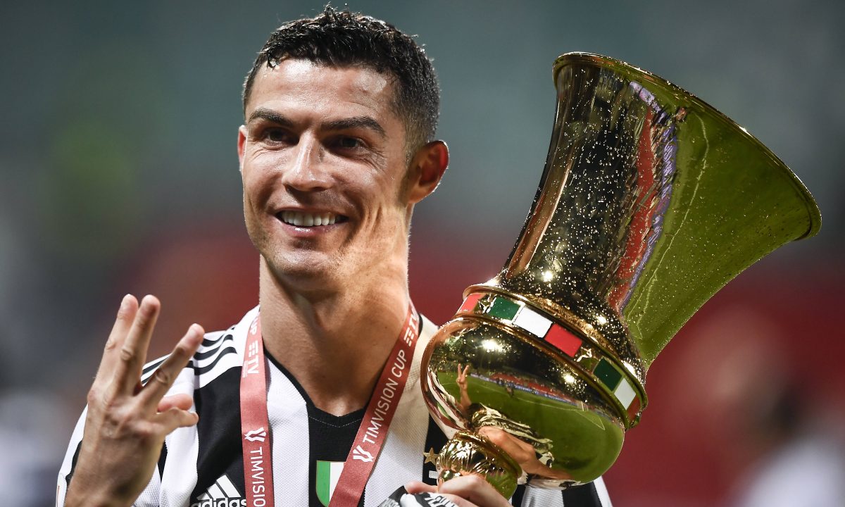 Top 10 Football Players With Most Trophies