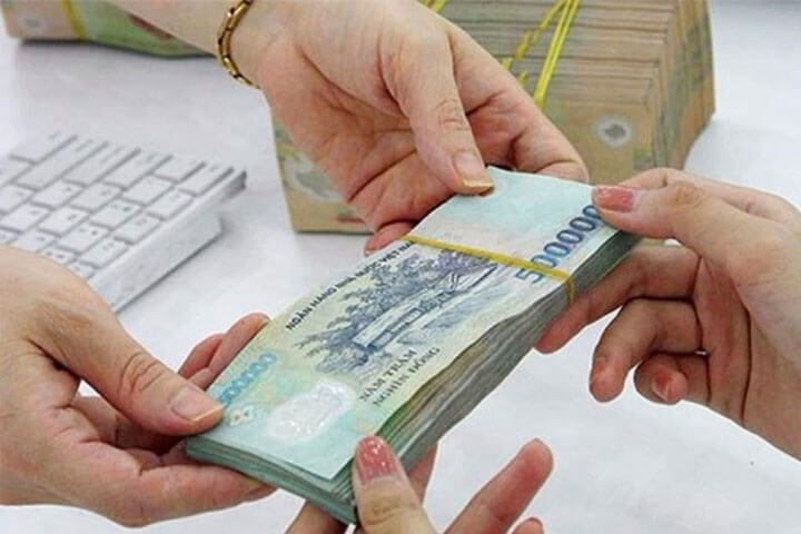 Nằm mơ thấy có người cho mình tiền: Giải mã và đặt cược vào con số nào?