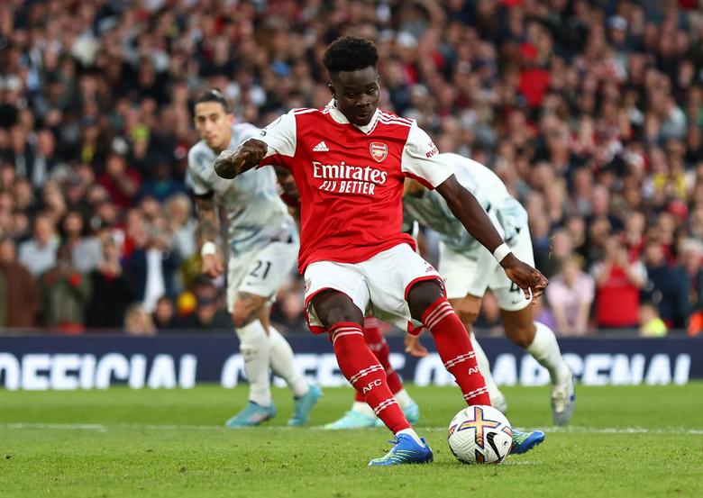 Huyền thoại Arsenal: 'Saka chỉ kém Messi' - VnExpress Thể thao
