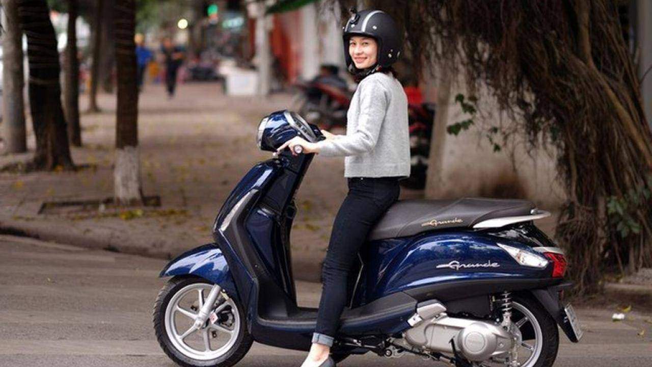 Chọn mua xe máy: Phụ nữ cần cân nhắc tiêu chí nào?